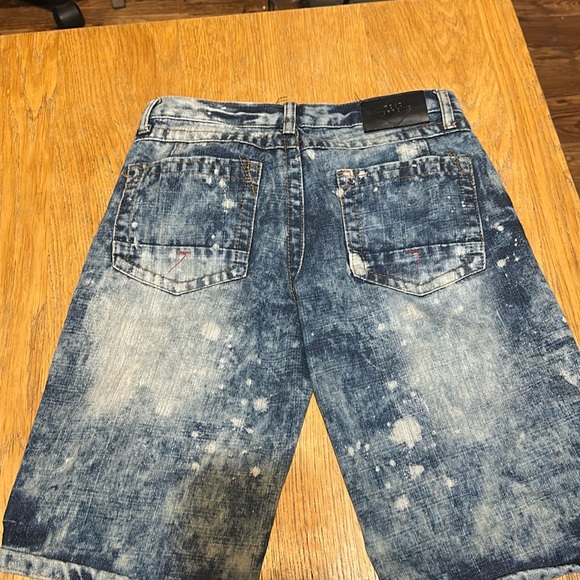 Road Narrows Bottoms Road Narrows Size 4 Boys Distressed Shorts